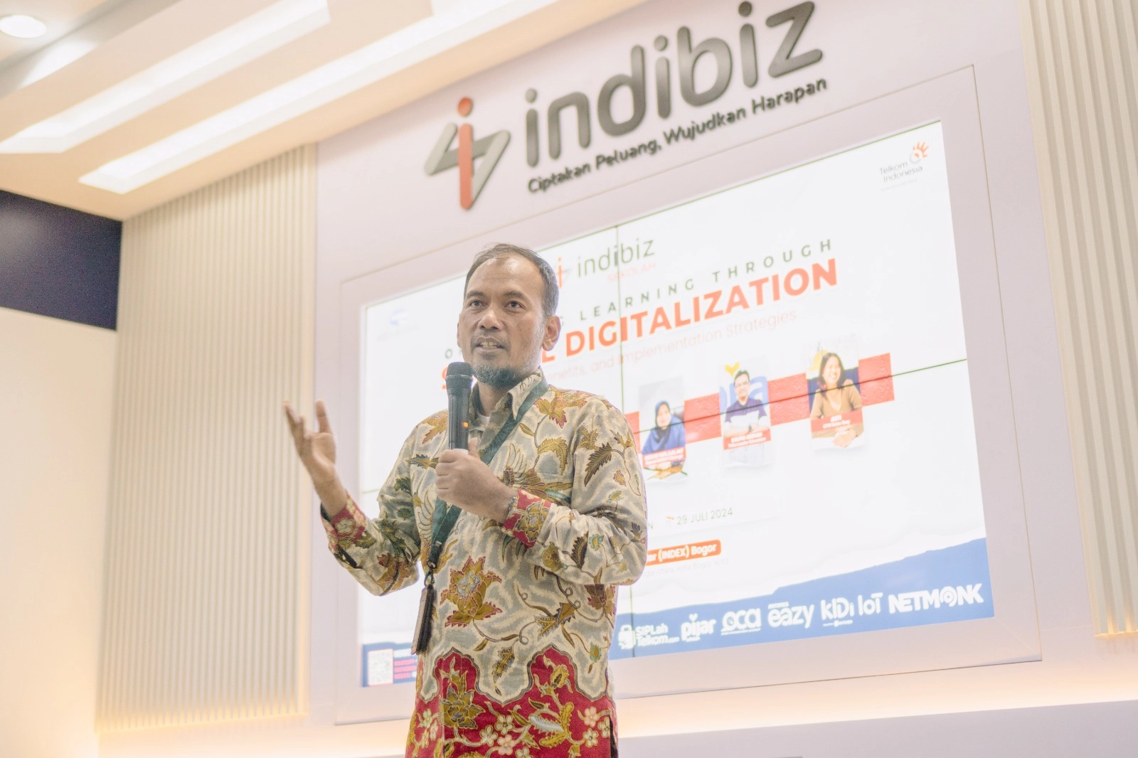 Telkom Dukung Digitalisasi Sekolah Melalui Platform SIPLah